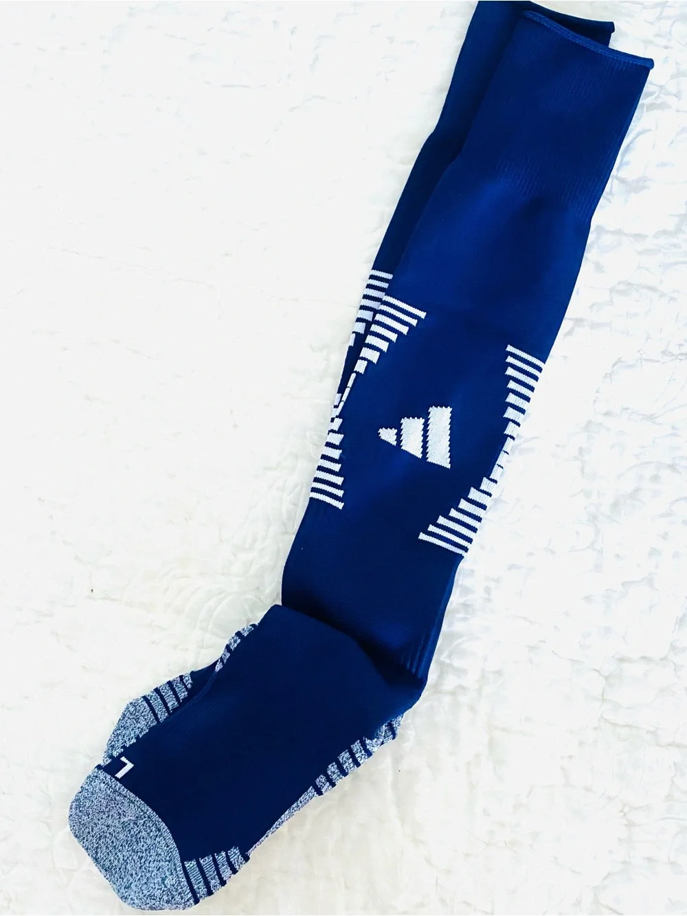 New⚽️Boys Adidas Blue Soccer Socks SZ S (Y)